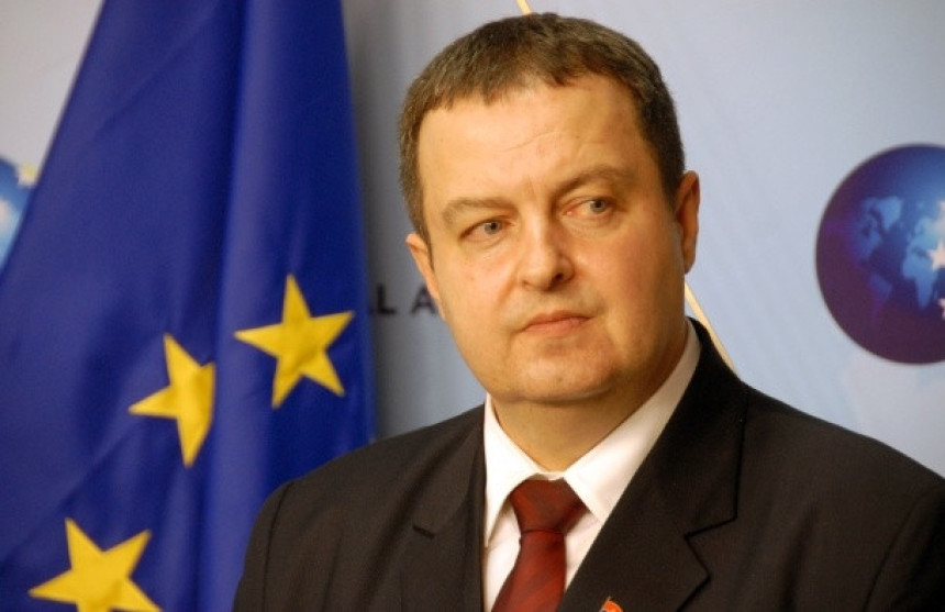 Dačić: Srbija aktivno doprinosi mirovnim misijama UN