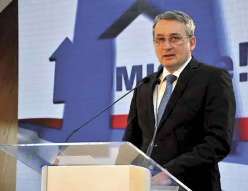 Младен Босић: Вријеме је за бољи и достојанствен живот 