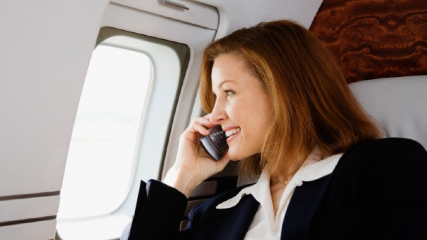 Dozvoljeni mobilni telefoni u avionu