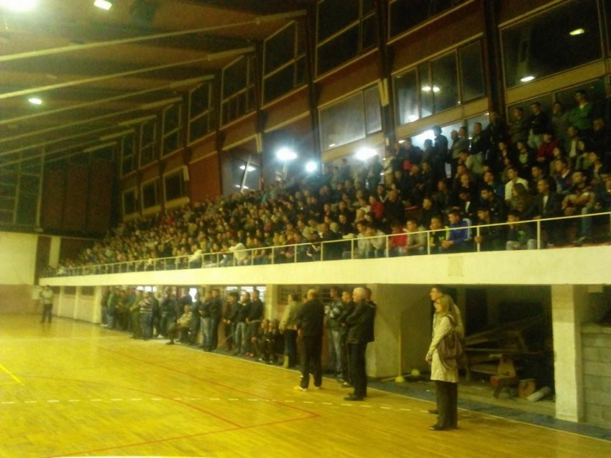 Hiljade ljudi na skupovima Nebojše Vukanovića 