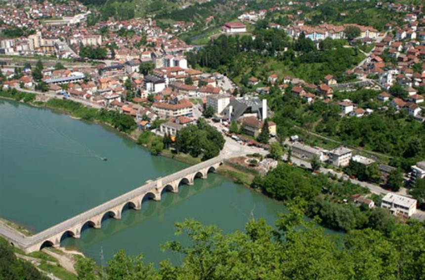 Višegrad, Rudo i Novo Goražde: Glasanje prema planu