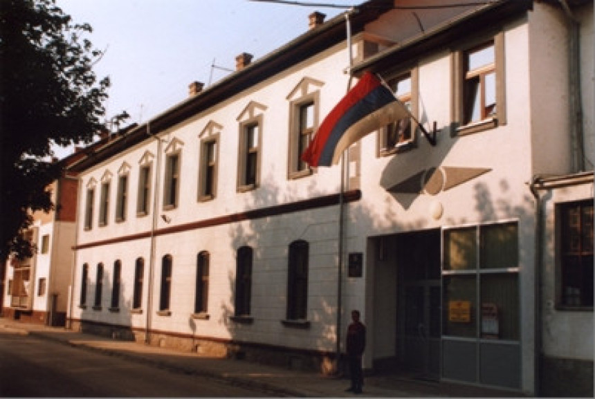 Šamac: Glasalo 6 odsto birača