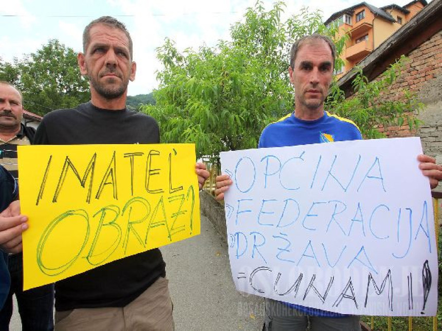 Protest u Željeznom Polju