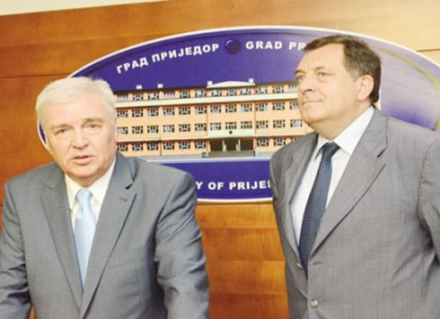 Pavić i dalje traži premijera iz DNS-a!