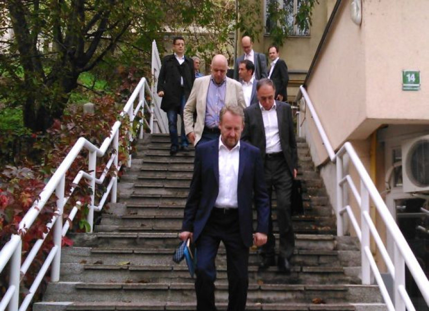 SDA će pregovarati sa svim pobjedničkim strankama