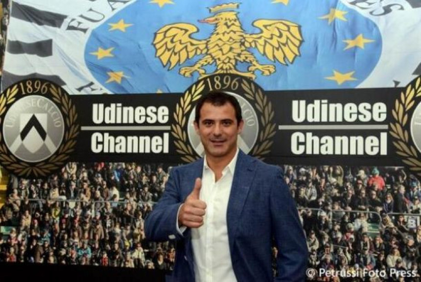 Deki sanja klupu Intera!