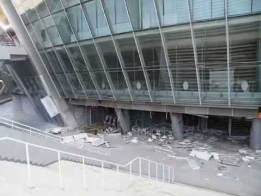 Video: Donbas Arena - ponovo gađana!!!