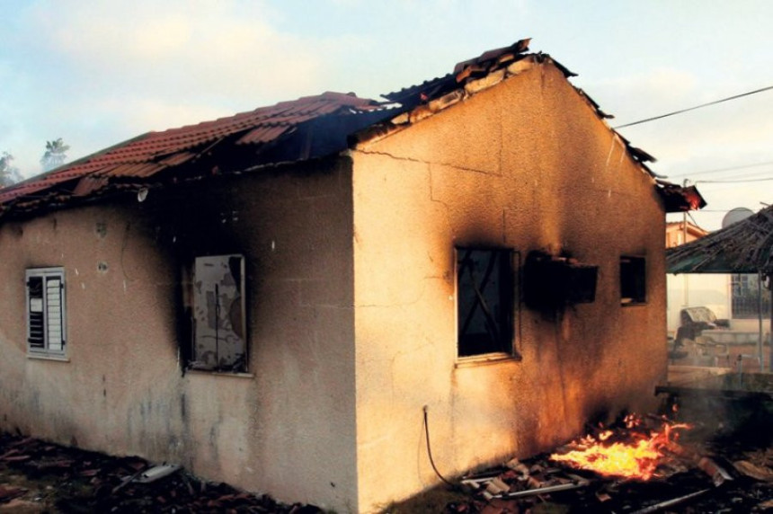 Zapaljena još jedna srpska kuća na Kosmetu