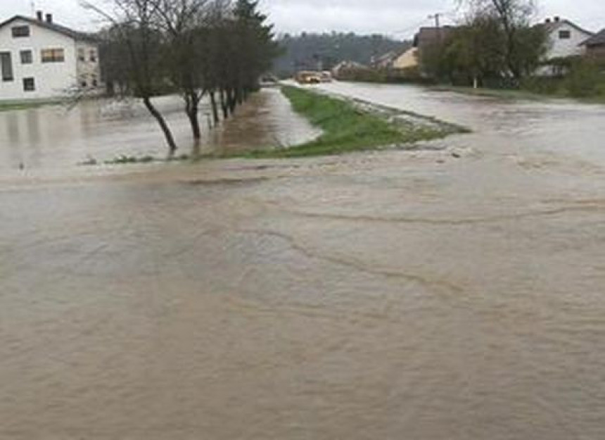 Kozarska Dubica: Ugroženo 75 domaćinstava