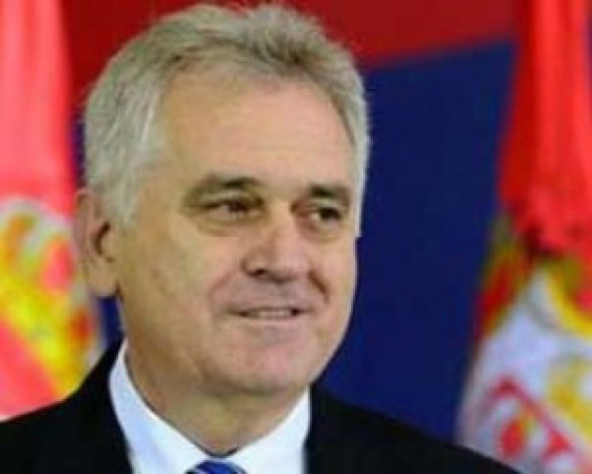Србија не прихвата да јој узму Косово, Македонија грб и име