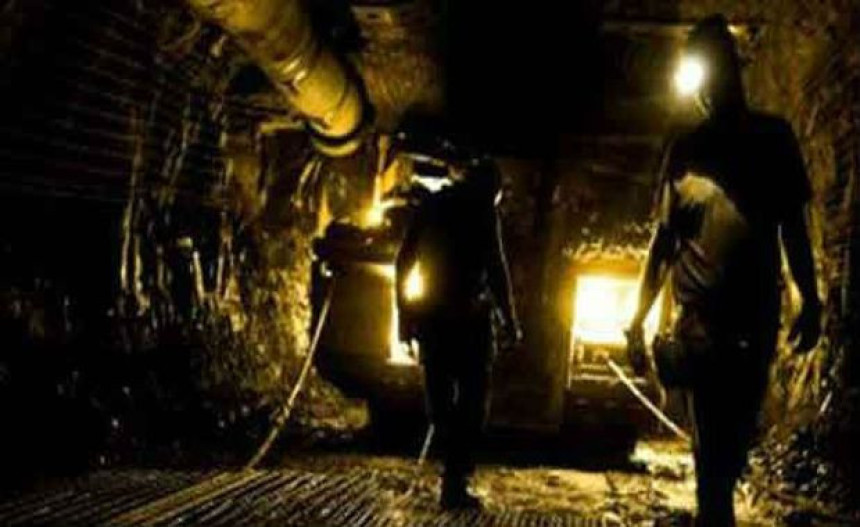 Колумбија: Затрпано 12 рудара