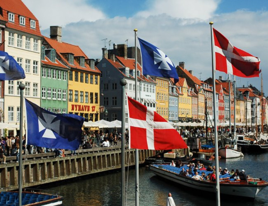 Данци укинули занимање политичар