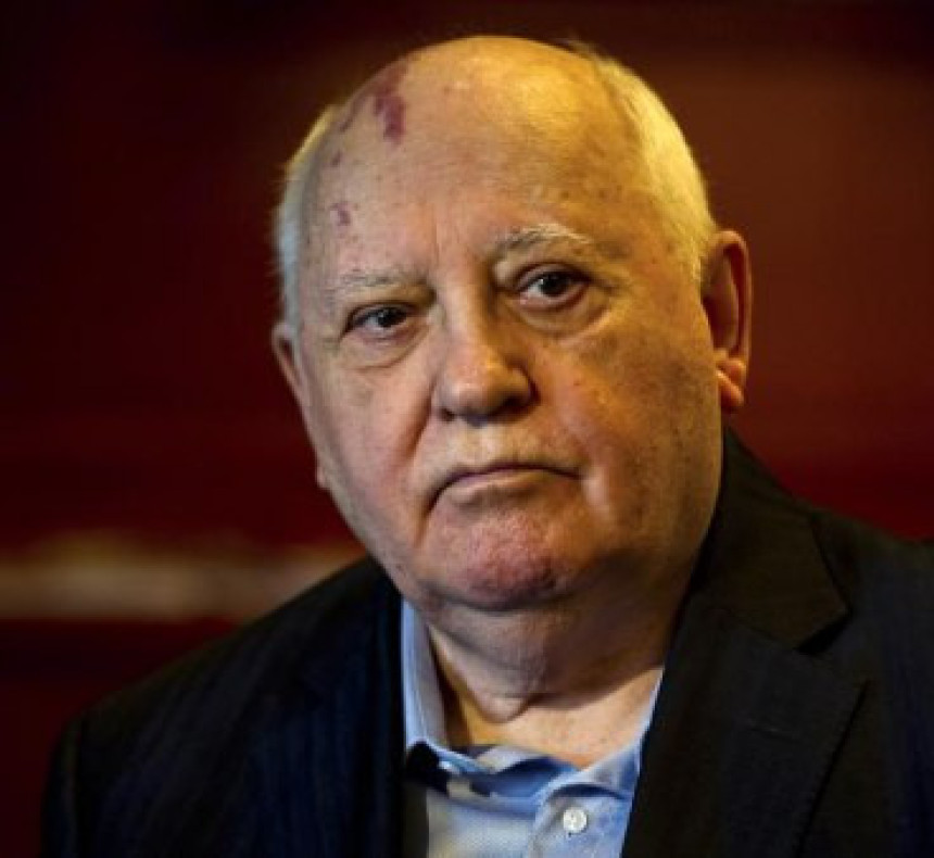 Горбачов: Свијет на ивици Хладног рата