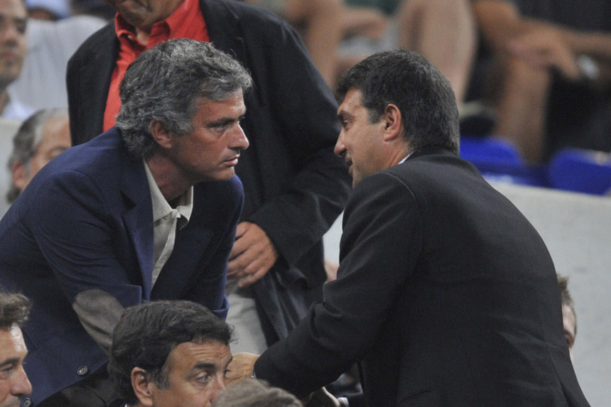 Лапорта: Мурињо ће водити Барсу!