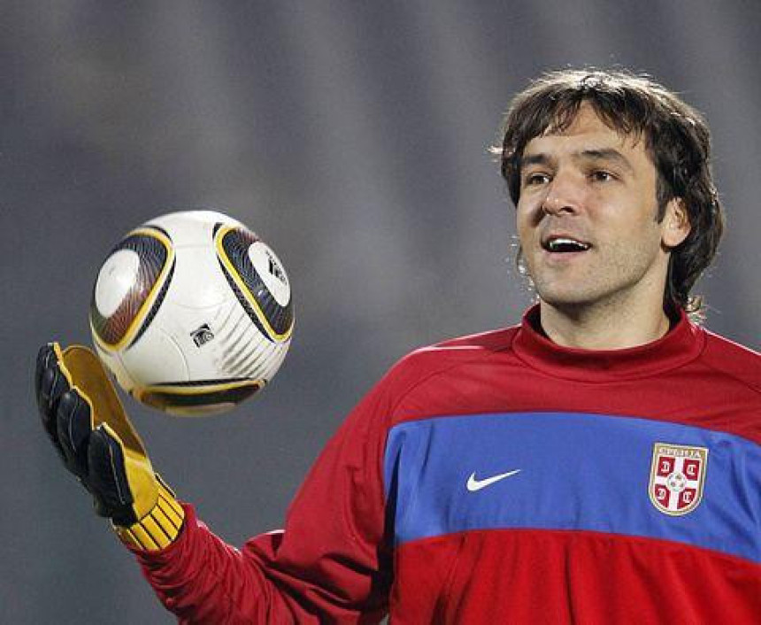 Стојковић дошао повређен!