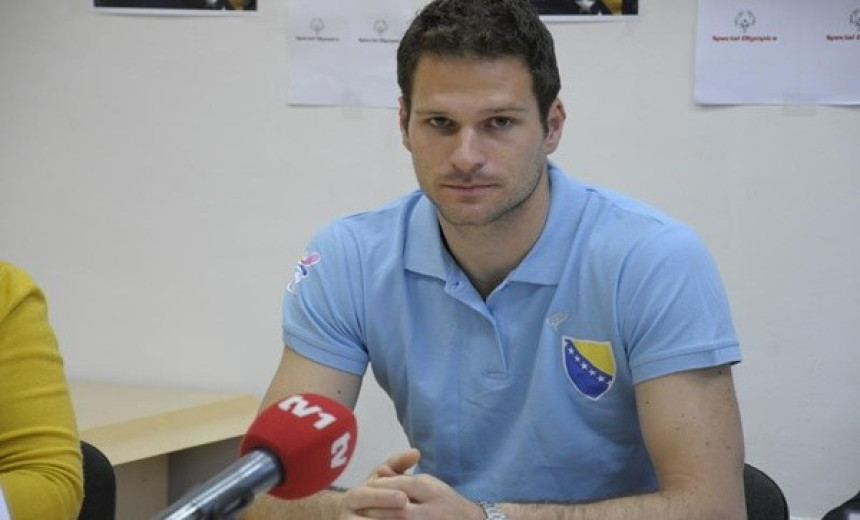 Беговић капитен против Израелаца