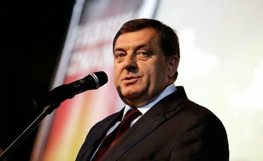 Dodik i Šešelj na istoj liniji