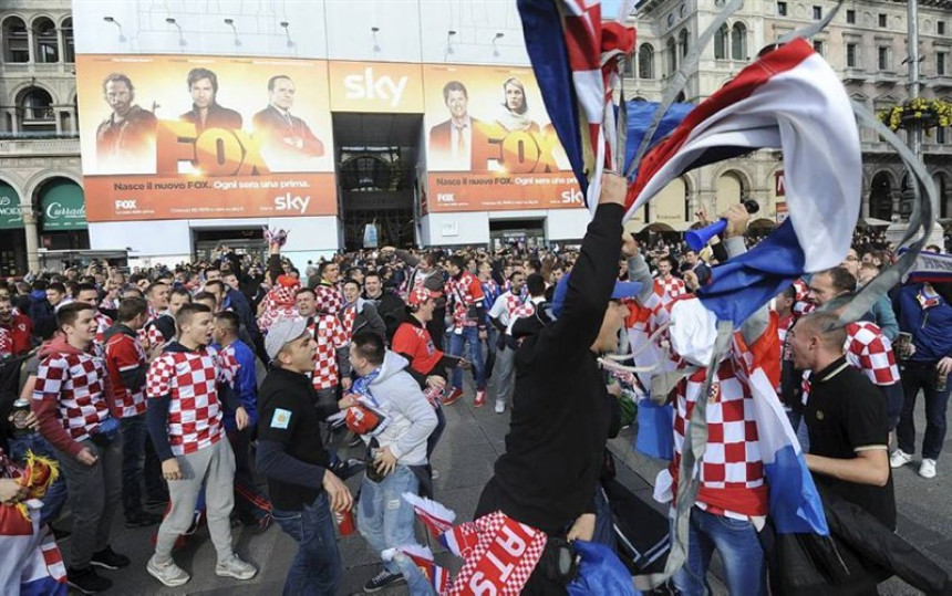 Хрватски навијач силовао дјевојку у Милану?