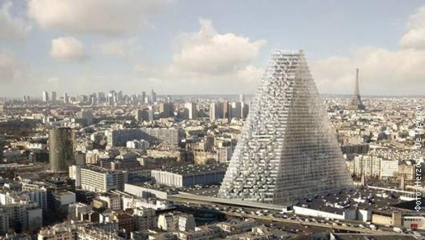 Pariz ne želi piramidu!