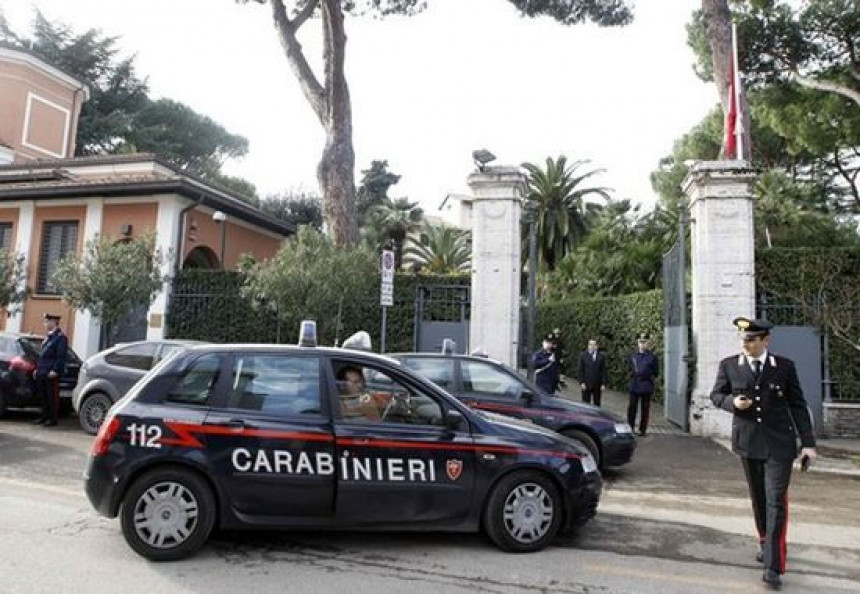 Italija: Uhapšeno 12 pedijatara