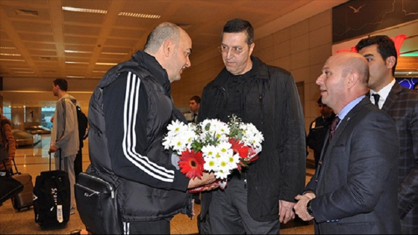 Za Partizan u Istanbulu - CVIJEĆE!