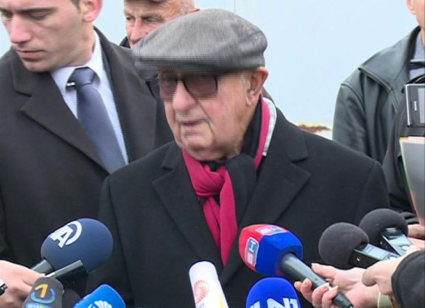 Meron odao počast stradalim Srbima 