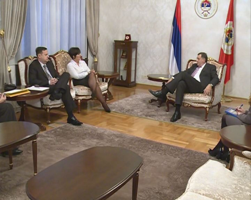 Neće biti smanjenja plata 