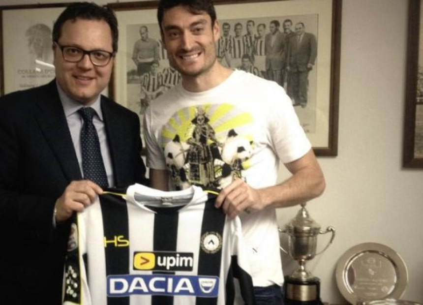 Vrijeđaš klub - dobiješ otkaz!