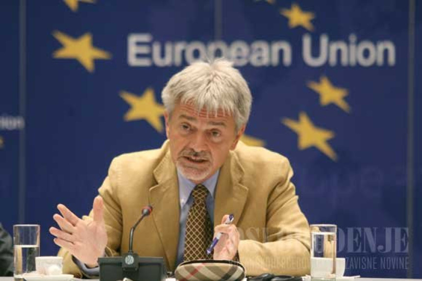 Borba protiv korupcije - prioritet
