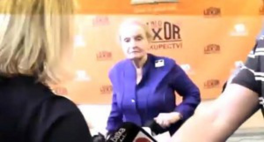 Prag: Izludeli Olbrajtovu, nazvali je ratnim zločincem