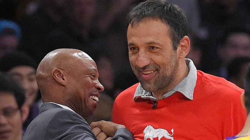 Video: Divac je Divac, koliko god da ima godina!