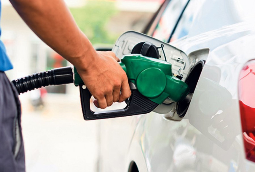 Gorivo najjeftinije u posljednjih 15 godina