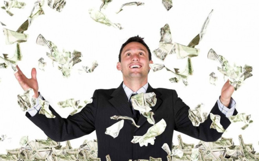 Banjalučanin za mjesec zaradio 12.700 maraka