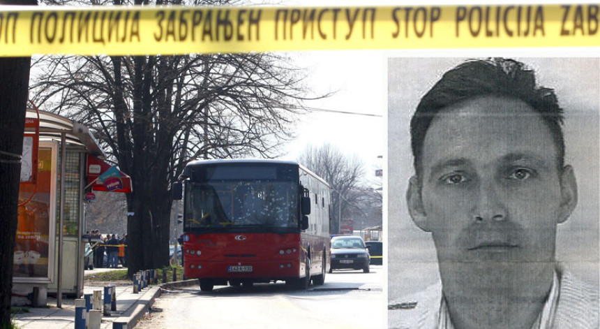 Бомбашу из аутобуса још година лијечења