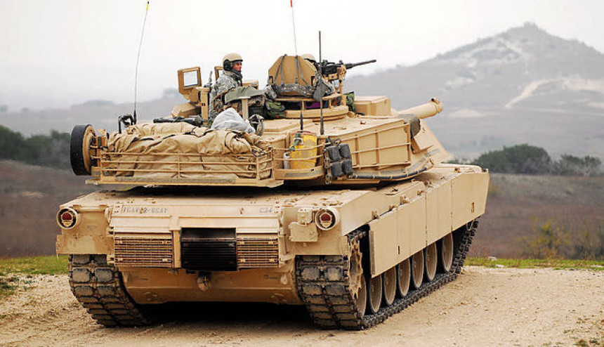 Америка распоређује тенкове по Европи