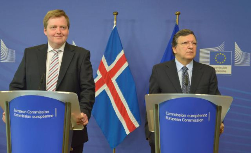 Исланд одустаје од уласка у ЕУ?