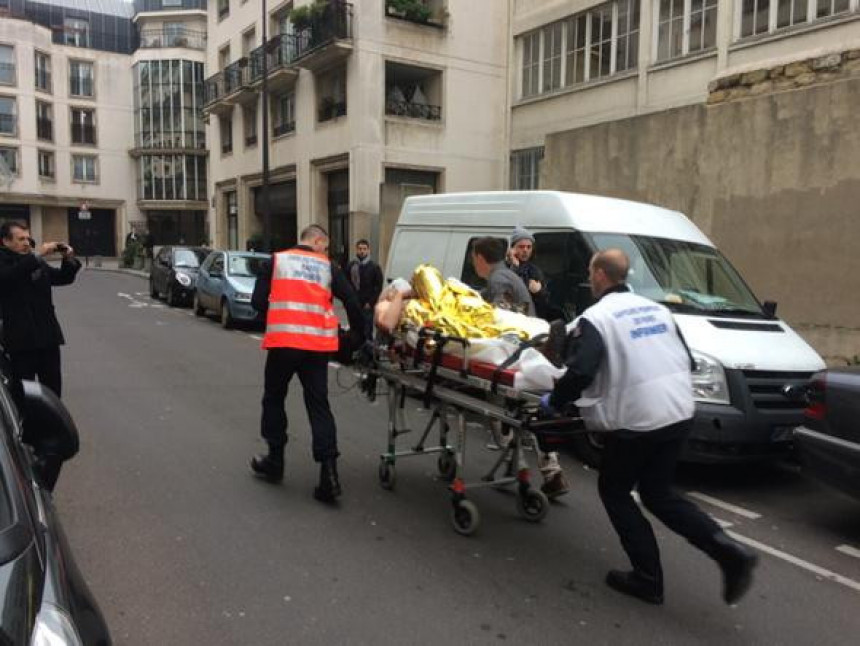 Teroristi ubili 12 ljudi u Parizu