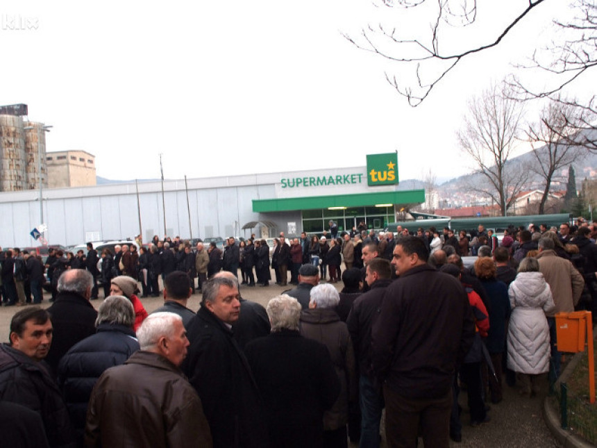 Мостар: Хаос на гласачким мјестима