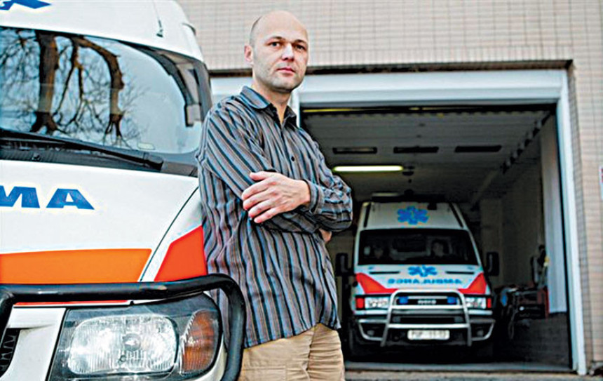 "НАТО је злочиначка организација"