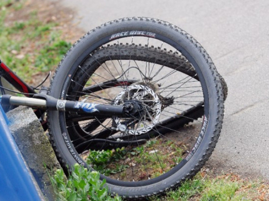 Бијељина: Тешко повријеђен бициклиста