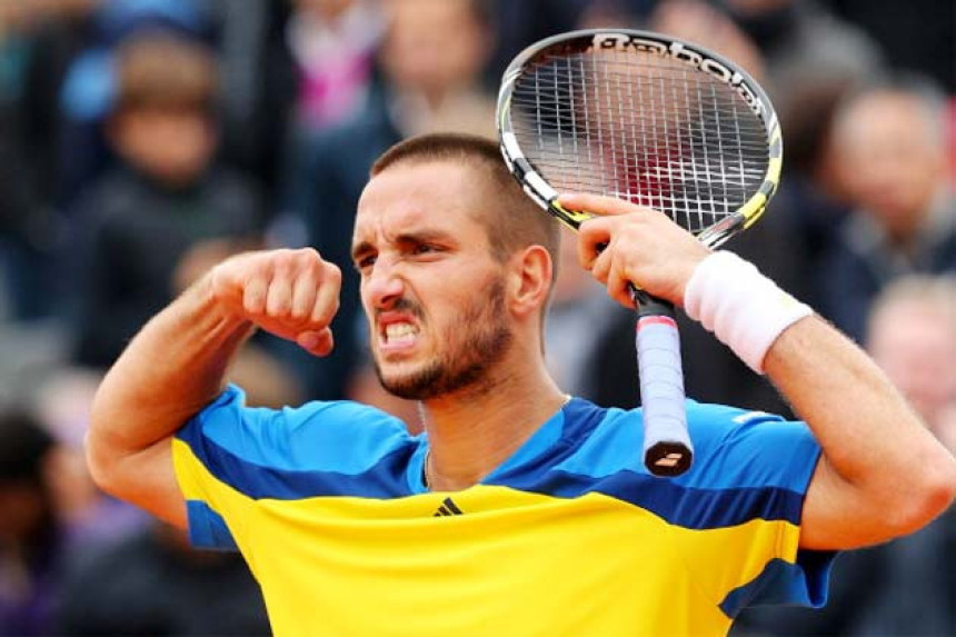 Sidnej: Troicki u polufinalu!
