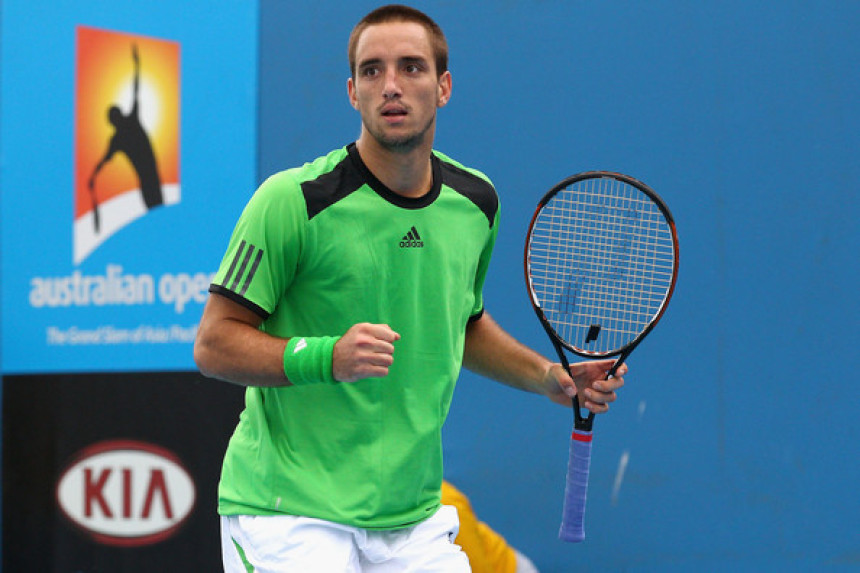 AO, Viktor: Igram i uživam!