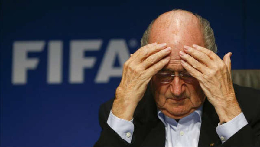 ФИФА због Блатера остаје без 1,5 млрд $!