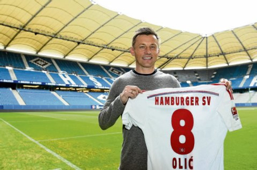 Olić u HSV-u do 2016.!