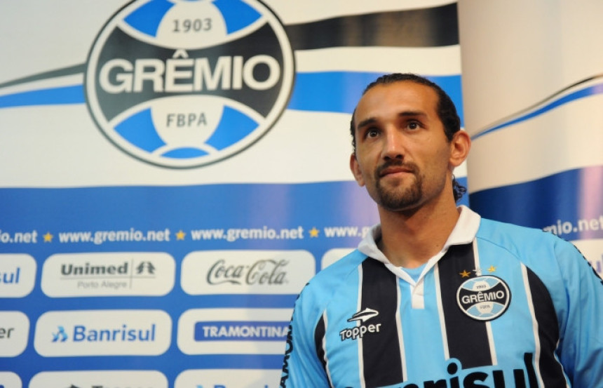 У Звезди Варкос, у Бразилу голгетер, у Кини милионер!