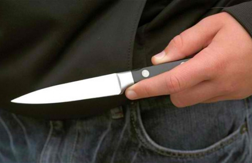 Budva: Banjalučanin bivšu djevojku jurio nožem po gradu
