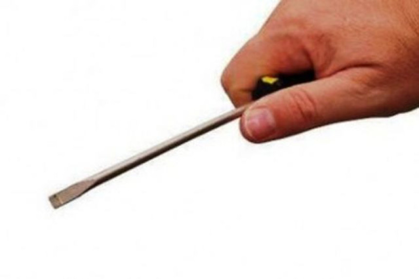 Šrafcigerom izbo druga poslije nastave