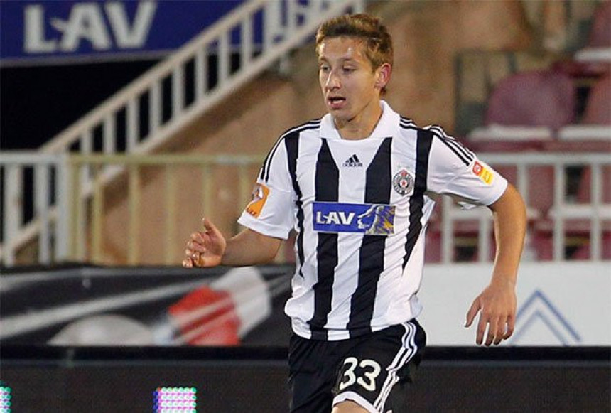 Partizan već dogovorio prodaju i mladog Šaponjića!!!