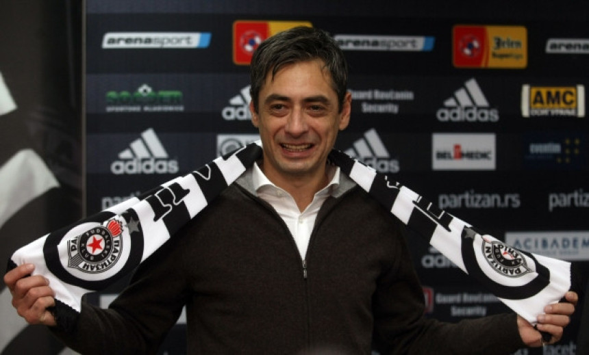 Ћирић поднео оставку!