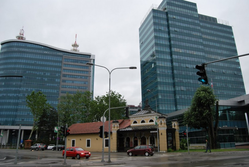 Sudar kod zgrade Vlade Srpske